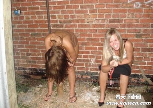 ץ����Ů���洦�����������˰�̬(��ͼ13P)